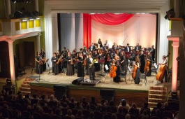 Мировая премьера, день рождения оркестра, рок-хиты: филармония приглашает на февральские концерты