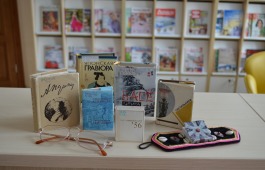 В главной библиотеке Хакасии открылась выставка необычных книг