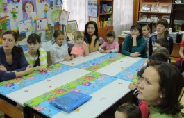 В Республиканской детской библиотеке прошел День матери