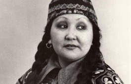 Сегодня исполнилось 70 лет со дня рождения Народной артистке Хакасии Алисе Алексеевне Кызласовой - Боргояковой