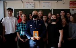 «Читаем вместе»: Никита Суханов познакомил школьников с творчеством Эдгара Берроуза