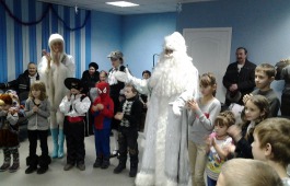 В деревне Заря прошел новогодний утренник