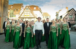 В Хакаской филармонии – премьера кантаты «Carmina Burana» с участием солиста филармонии Артура Марлужокова