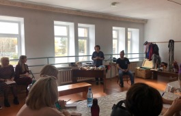 Артисты Хакасского национального театра делятся своим мастерством