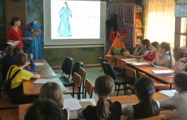 Все о хакасском костюме – на творческой мастерской Республиканской детской библиотеки
