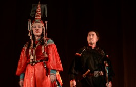 Жители Новосибирска поблагодарили театр «Читiген» за сохранение национальной культуры